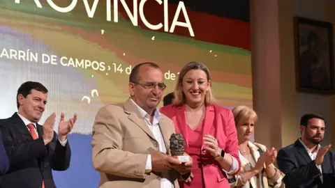 homenaje alcaldes en el día de la provincia _2