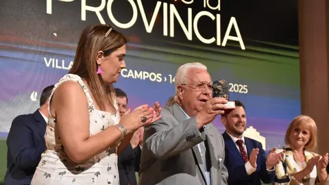 homenaje alcaldes en el día de la provincia _5