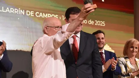 homenaje alcaldes en el día de la provincia _6