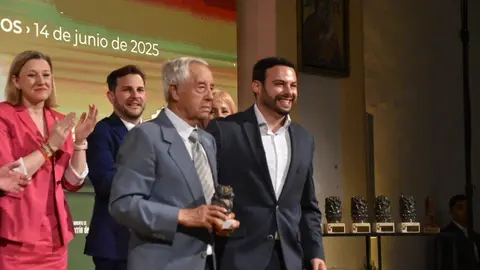 homenaje alcaldes en el día de la provincia _14