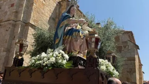Virgen de la Salud _33