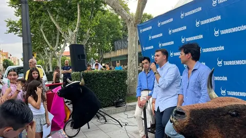 Marco Pérez se encuentra con los aficionados zamoranos _8