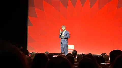 Luis Piedrahita en el Teatro Ramos Carrión de Zamora_3