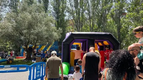 Parque infantil en La Marina - San Pedro
