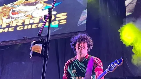 Concierto Me Fritos & Give Me Cheetos _24