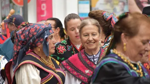 desfile indumentaria tradicional_8