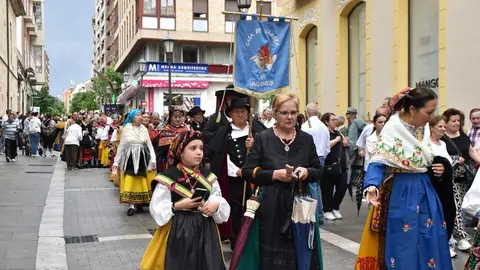 desfile indumentaria tradicional_17