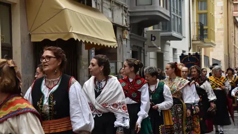 desfile indumentaria tradicional_32