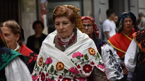desfile indumentaria tradicional_48