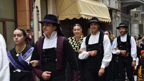 desfile indumentaria tradicional_84