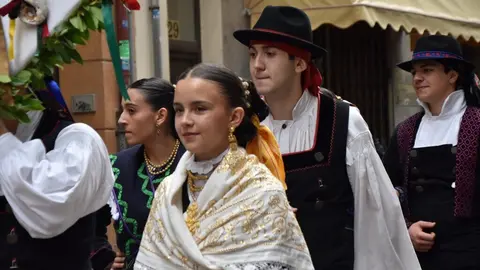 desfile indumentaria tradicional_83