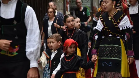 desfile indumentaria tradicional_85