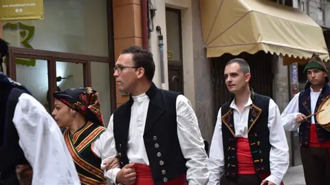 desfile indumentaria tradicional_89