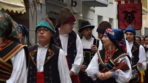 desfile indumentaria tradicional_96
