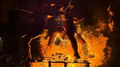 Hogueras de San Juan en Toro