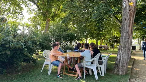 Jardines del Castillo de Zamora, “Juegos de Mesa en la Calle”