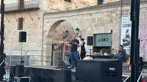 XXXII Muestra de Folklore, Rosa Sánchez, Pablo Carpintero y el Grupo de Danzas Doña Urraca