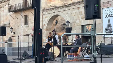 XXXII Muestra de Folklore, Rosa Sánchez, Pablo Carpintero y el Grupo de Danzas Doña Urraca
