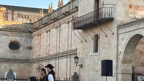 XXXII Muestra de Folklore, Rosa Sánchez, Pablo Carpintero y el Grupo de Danzas Doña Urraca