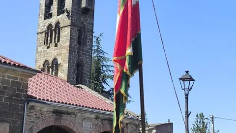 pendón Mombuey y procesión  (16)