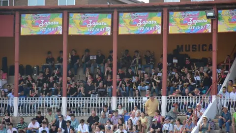 toros  y piraguas _127