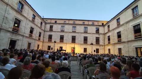 Noche de las velas Zamora 2025_47