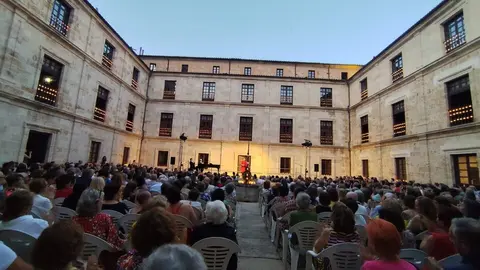 Noche de las velas Zamora 2025_52