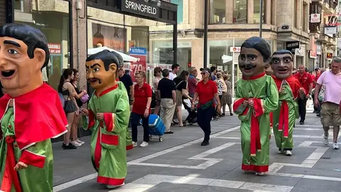 Pasacalles de gigantes y gigantillas _14