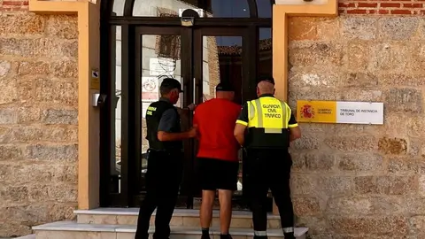 Detenido en Toro un camionero que circulaba bajo los efectos del alcohol