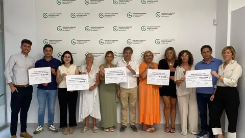 Representantes institucionales, Patrocinadores y representantes de la Asociación Española Contra el Cáncer