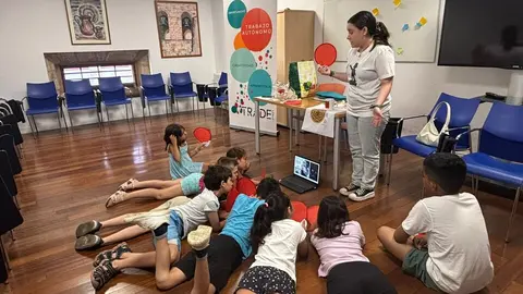 Formación pequeñas personas emprendedoras en Acción