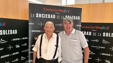 La sociedad de la soledad, Teatro Ramos Carrión