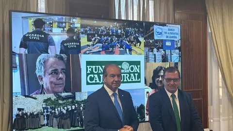 PRESENTACIÓN DE LOS PREMIOS FUNDACIÓN CAJA
RURAL XXVIII EDICIÓN. Cipriano García Rodríguez y Narciso Prieto Martín