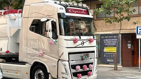 Los camioneros celebran a su patrón, San Cristóbal, por las calles de Zamora