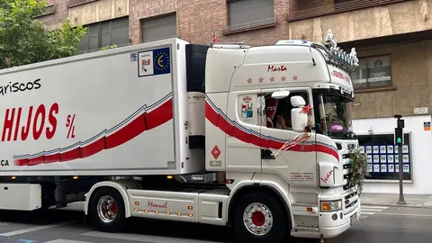 Los camioneros celebran a su patrón, San Cristóbal, por las calles de Zamora