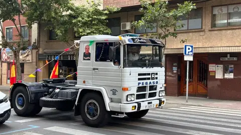 Los camioneros celebran a su patrón, San Cristóbal, por las calles de Zamora