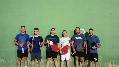 Podio de parejas del Torneo de Frontenis en Cubillos del Pan