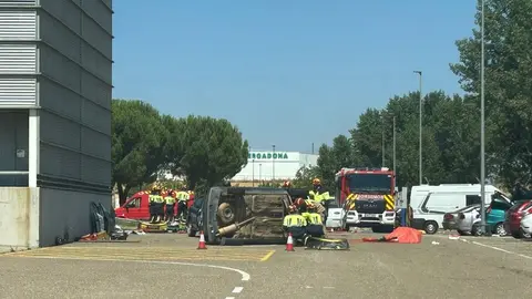 Bomberos de la Diputación practican maniobras en el IFEZA
