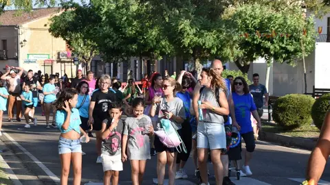 Fiestas de Moraleja del Vino desfile de pañas _46