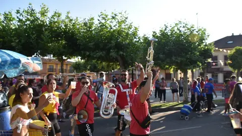 Fiestas de Moraleja del Vino desfile de pañas _73