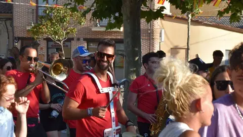 Fiestas de Moraleja del Vino desfile de pañas _77