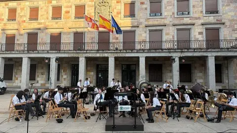  Banda de Loivos en el festival Hispano Luso_3