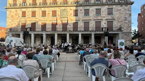  Banda de Loivos en el festival Hispano Luso_12
