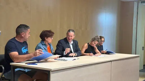 La diputación de Zamora firma convenio de obra con 57 municipios _3