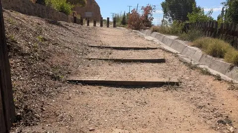  trabajos de limpieza y acondicionamiento del Sendero de las Fuentes y del paso subterráneo bajo la vía férrea (1)