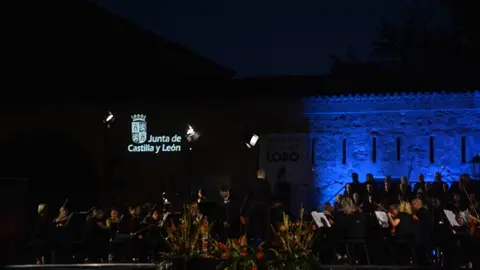 litle &oacute;pera_83