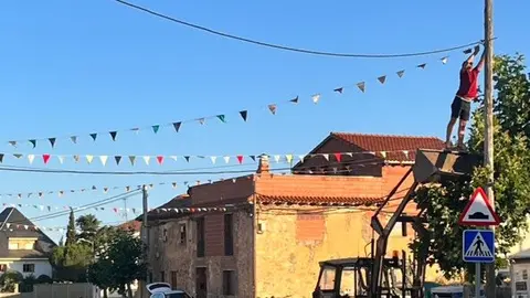 decoración banderines en Fuente Encalada  (2)