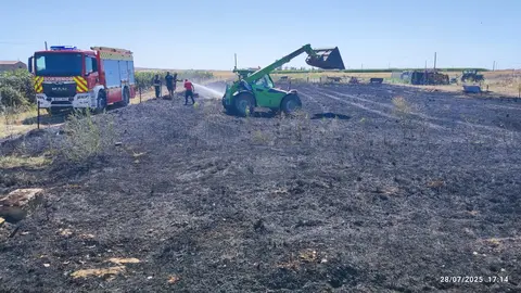 incendio agrícola en Casaseca de las Chanas  (1)