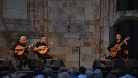 fados viernes grupo centro  (46)