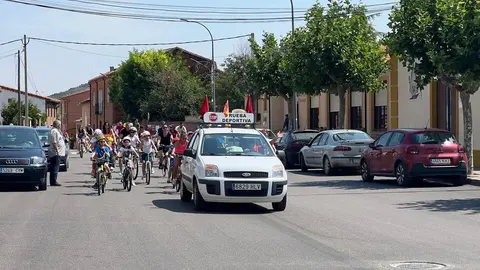 La marcha a Gallegos vuelve a marcar el verdadero inicio de las fiestas en Coreses